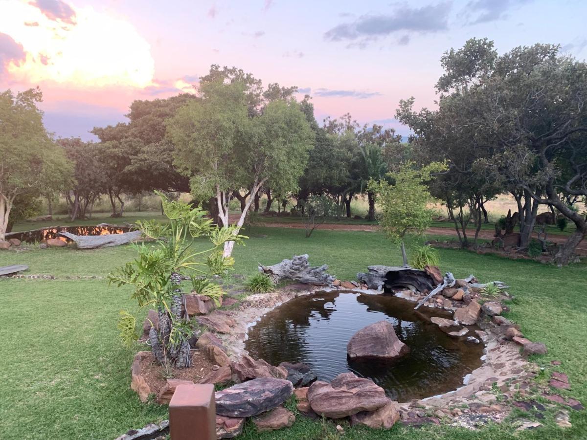 Kransberg Country Lodge Guest Farm ทาบาซิมบิ ภายนอก รูปภาพ