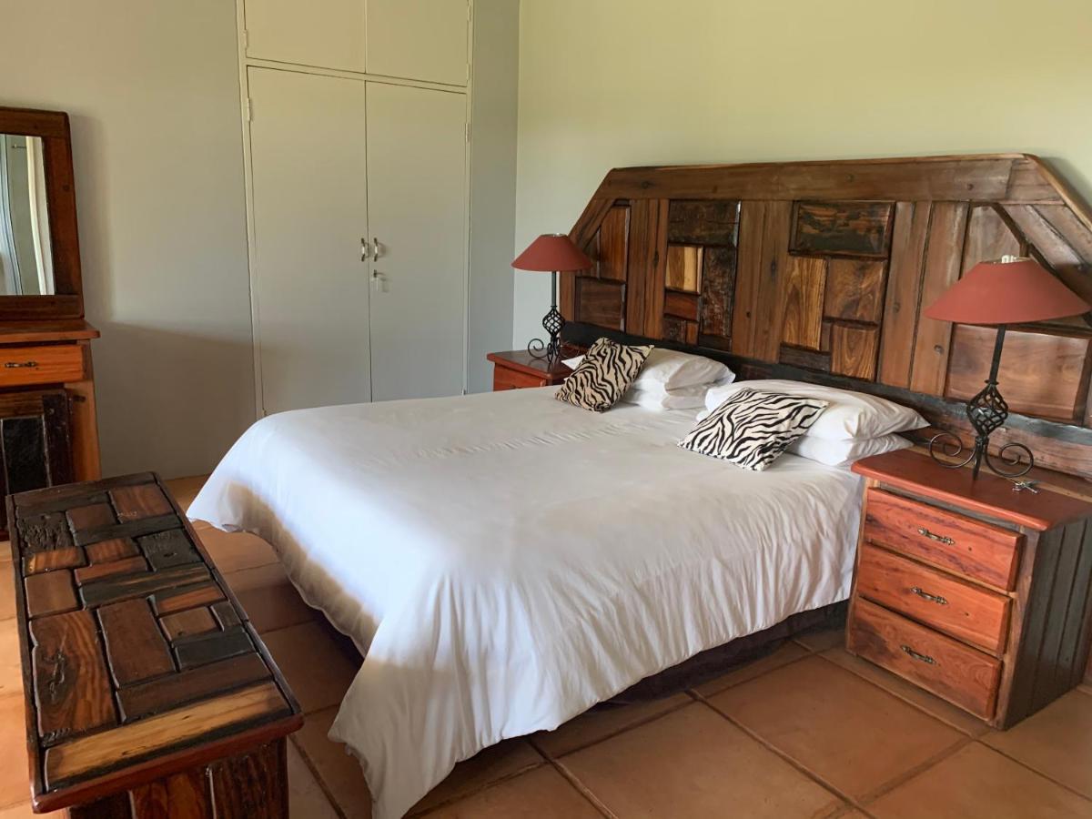 Kransberg Country Lodge Guest Farm ทาบาซิมบิ ภายนอก รูปภาพ