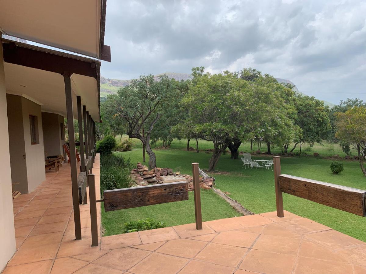 Kransberg Country Lodge Guest Farm ทาบาซิมบิ ภายนอก รูปภาพ