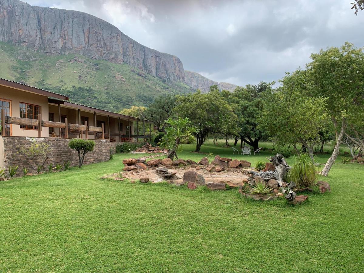 Kransberg Country Lodge Guest Farm ทาบาซิมบิ ภายนอก รูปภาพ
