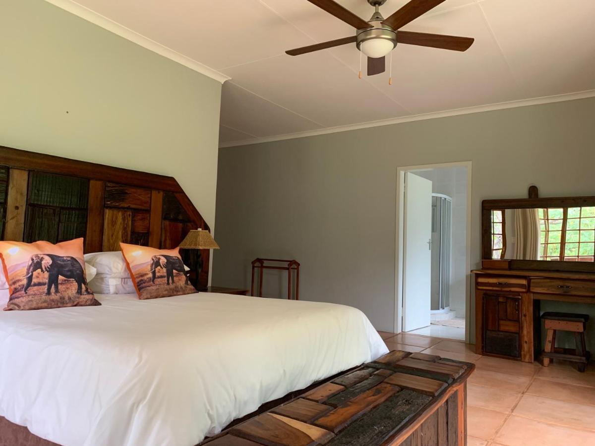 Kransberg Country Lodge Guest Farm ทาบาซิมบิ ภายนอก รูปภาพ